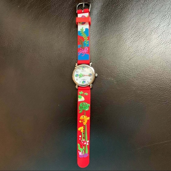 Geneva Kids Character Watch - Picture 13 of 16